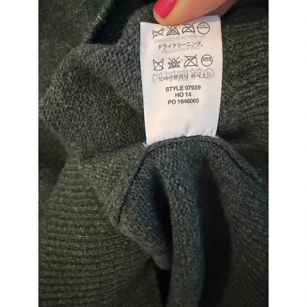 J. Crew Mens Hunter Green 100% Lambswool Crewneck Sweater Size M 07939 HO14